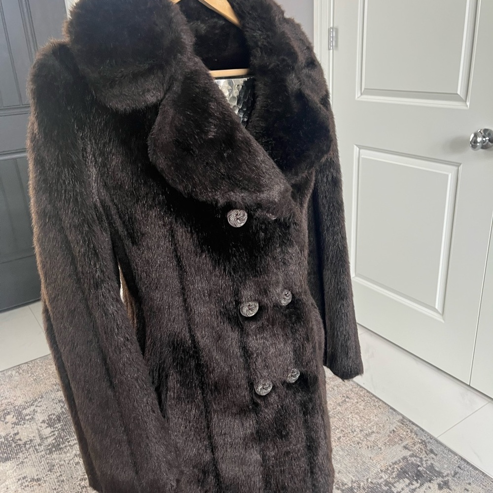 Luxurious vintage fur jacket 1970's